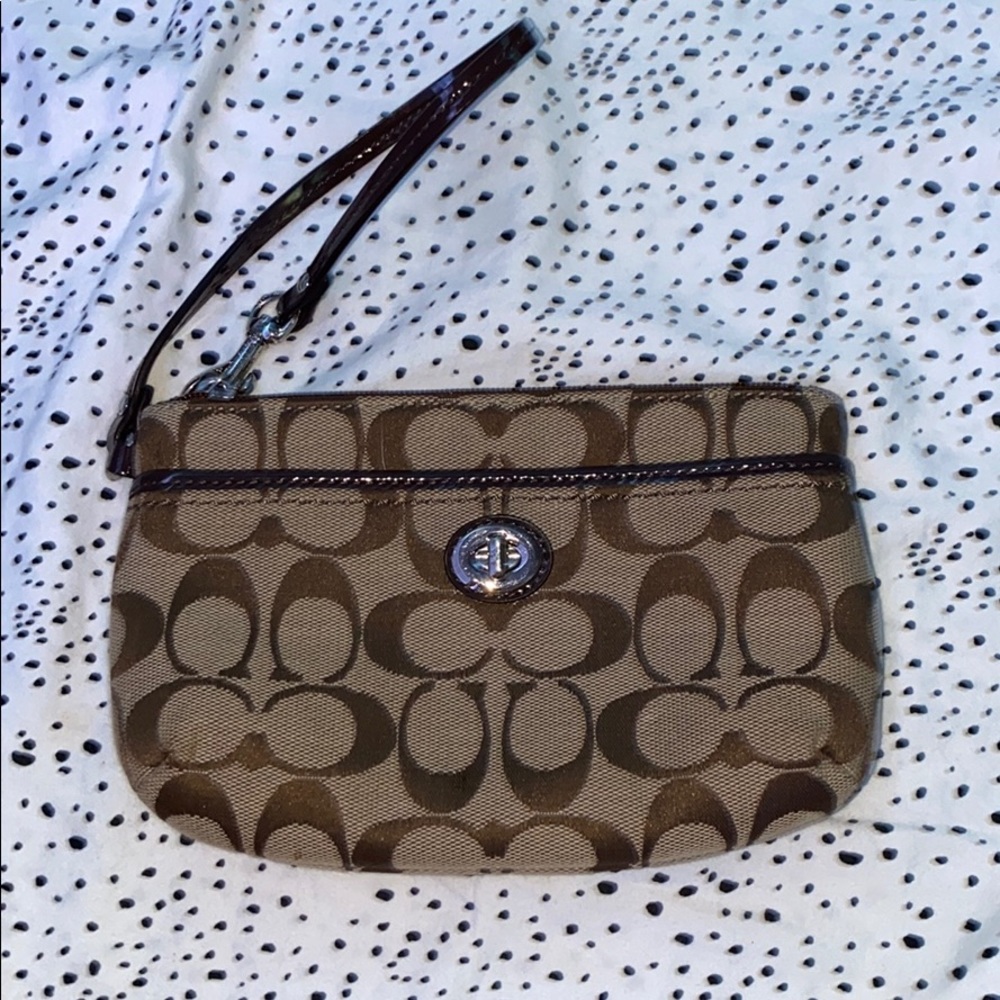 Wristlet